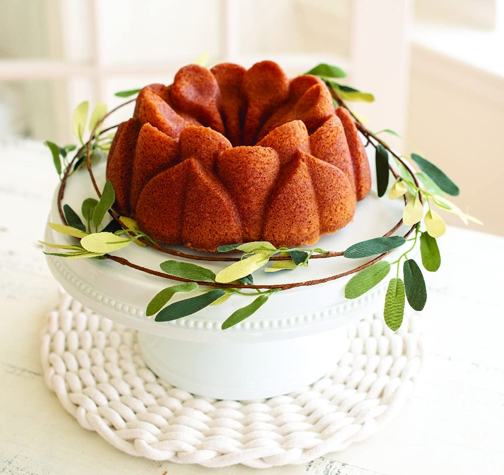 Nordic Ware Floral Cakelet, 3 Cups, Toffee