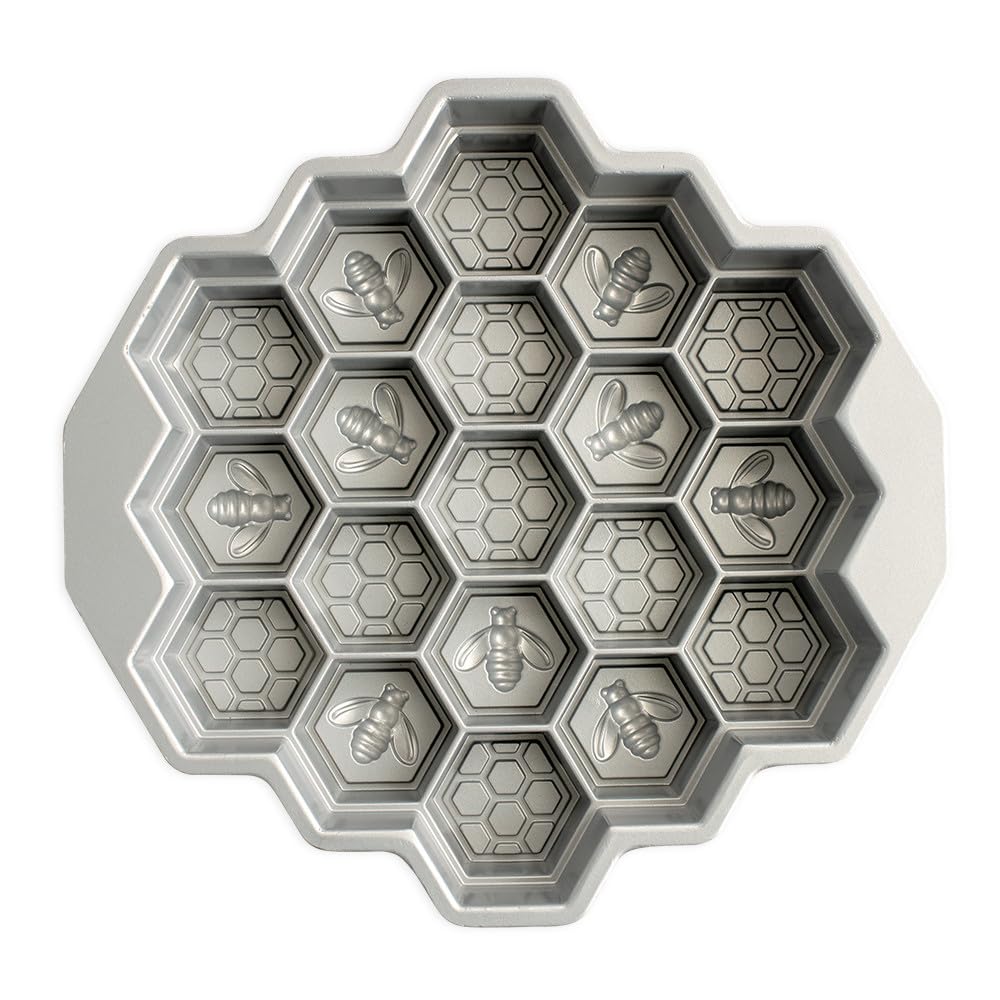 Nordic Ware Honeycomb Loaf, 6 Cup, Toffee