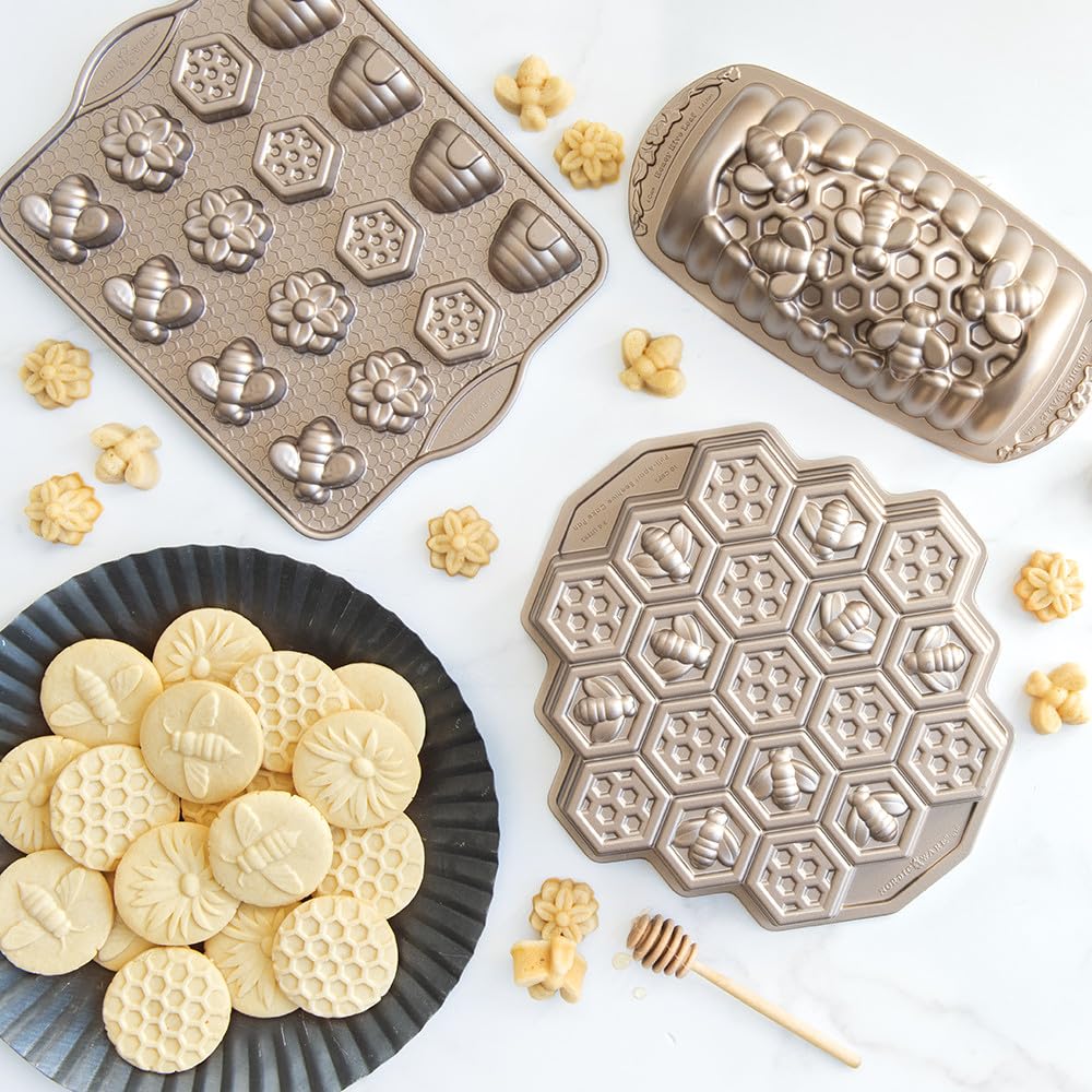 Nordic Ware Honeycomb Loaf, 6 Cup, Toffee