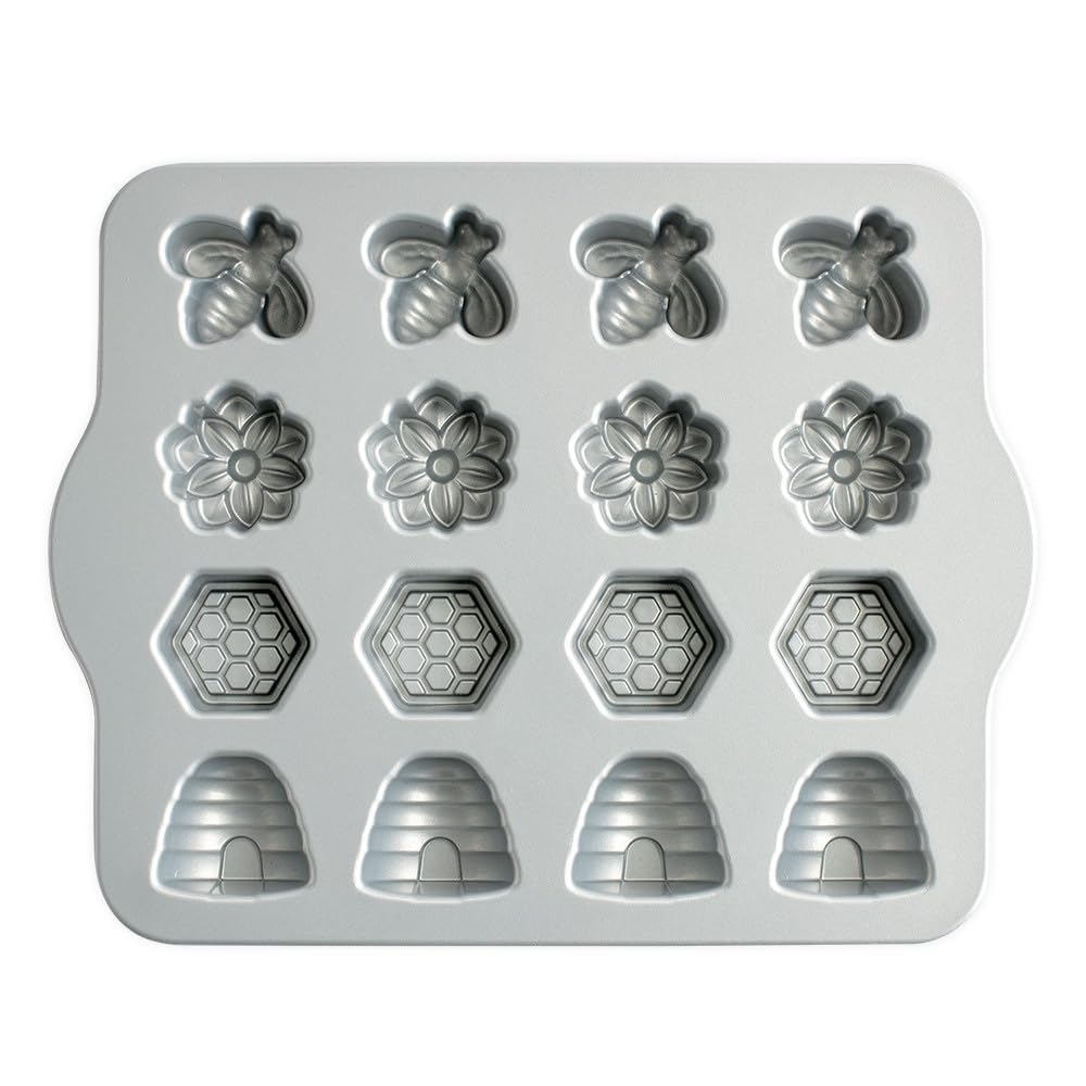 Nordic Ware Honeycomb Loaf, 6 Cup, Toffee