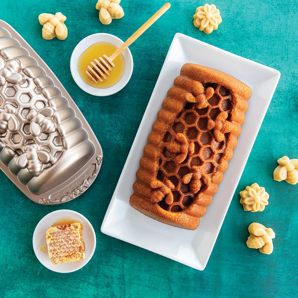 Nordic Ware Honeycomb Loaf, 6 Cup, Toffee